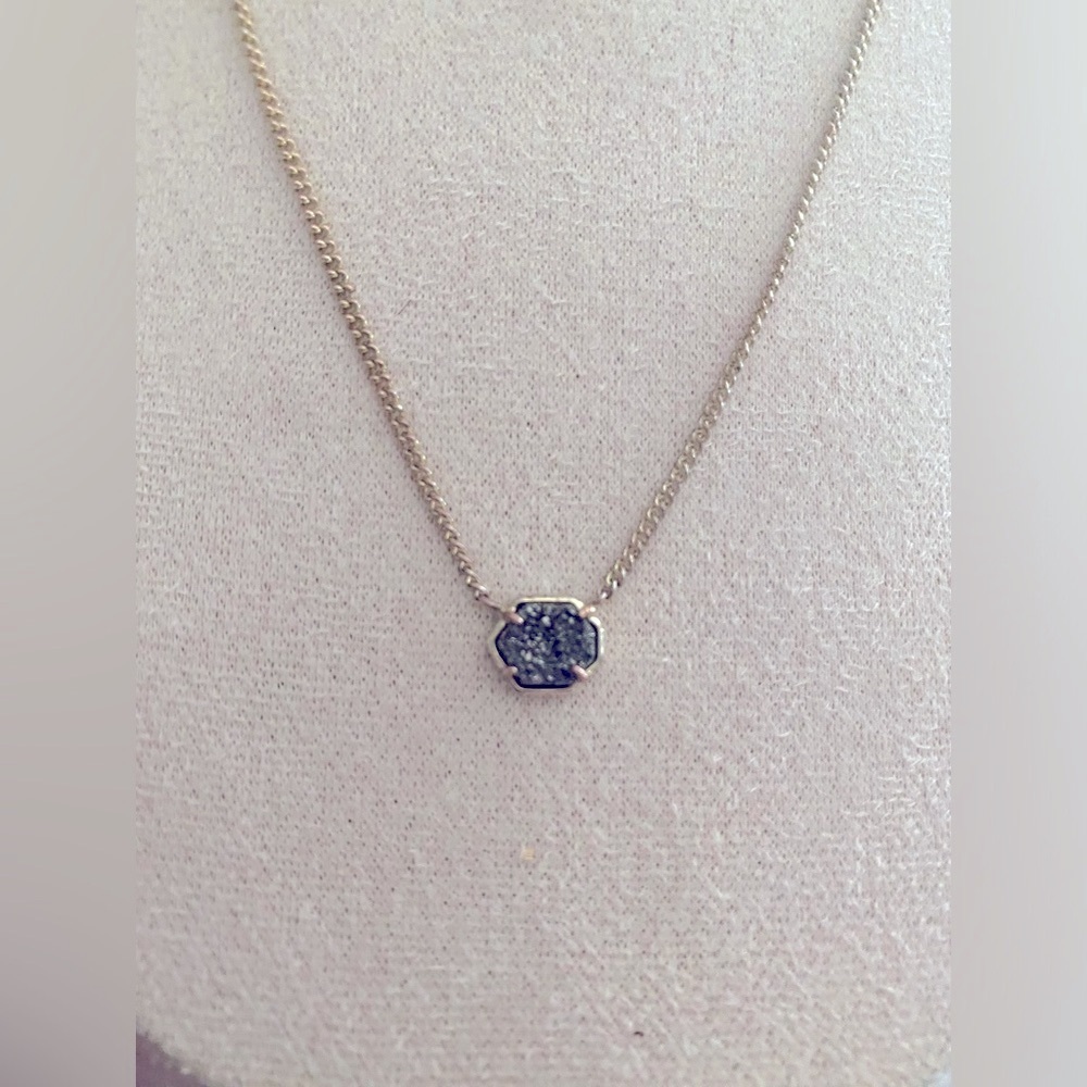 2/$10 Kendra Scott mabel necklace